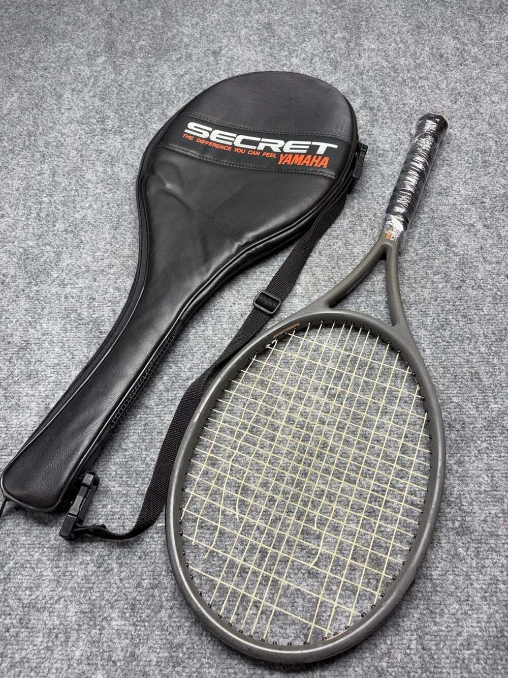 YAMAHA SECRET 04 TENNIS RACQUET Singapore w/Orig Cover L4-4 1/2 bad grip&string